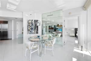 400 Alton Rd, Miami Beach, FL 33139, Sold 02/18/22
