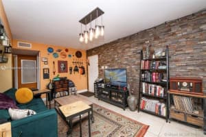 15275 SW 107th Ln, Miami, FL 33196, Sold 02/18/22