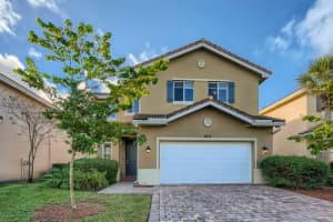 4812 Foxtail Palm Ct, Greenacres, FL 33463, Sold 01/14/22