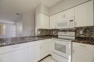 21255 NE 8th Pl, Miami, FL 33179, Sold 01/14/22