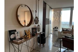 92 SW 3rd St, Miami, FL 33130, Sold 02/22/22