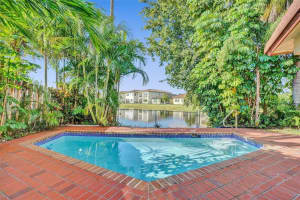 250 SW 113th Terrace, Pembroke Pines, FL 33025, Sold 02/11/22