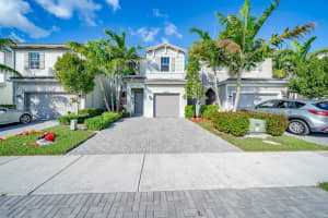 4421 NW 48th Terrace, Tamarac, FL 33319, Sold 03/28/22