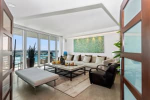 1000 South Pointe Dr, Miami Beach, FL 33139, Sold 02/01/22