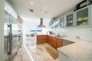 6103 Aqua Ave, Miami Beach, FL 33141, Sold 04/15/22