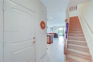 4234 N Dixie Hwy, Oakland Park, FL 33334, Sold 03/07/22