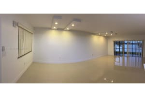 471 Ives Dairy Rd, Miami, FL 33179, Sold 01/21/22