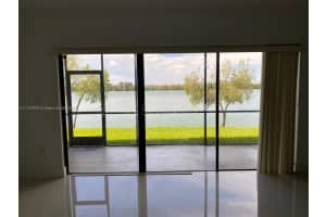 471 Ives Dairy Rd, Miami, FL 33179, Sold 01/21/22