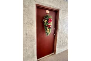 9411 SW 4th St, Miami, FL 33174, Sold 05/17/22