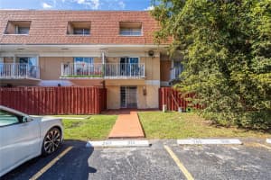 260 NW 107th Ave, Miami, FL 33172, Sold 02/11/22