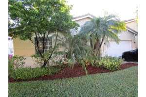 20455 NW 8th Ct, Miami Gardens, FL 33169, Sold 02/25/22