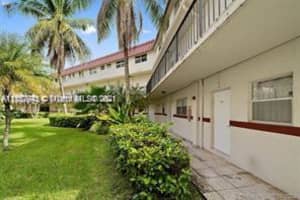 8650 SW 67th Ave, Miami, FL 33143, Sold 03/28/22