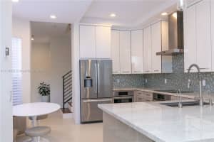 966 Harbor View S, Hollywood, FL 33019, Sold 02/14/22