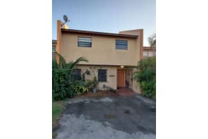 1684 NE 5th St, Homestead, FL 33033, Sold 02/07/22