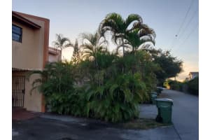 1684 NE 5th St, Homestead, FL 33033, Sold 02/07/22