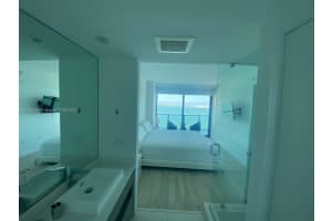 460 NE 28th St, Miami, FL 33137, Sold 05/05/22
