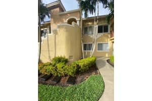 7901 NW 6th St, Pembroke Pines, FL 33024, Sold 02/14/22