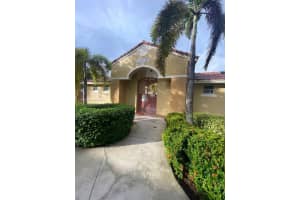 7901 NW 6th St, Pembroke Pines, FL 33024, Sold 02/14/22