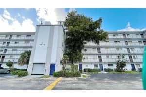8610 Sherman Cir N, Miramar, FL 33025, Sold 02/22/22