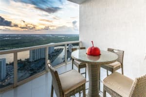 15901 Collins Ave, Sunny Isles Beach, FL 33160, Sold 02/16/22