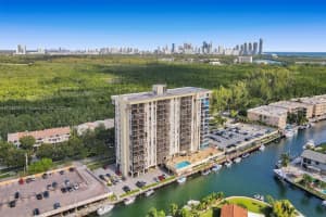 2500 NE 135th St B806, North Miami, FL 33181, Sold 02/18/22