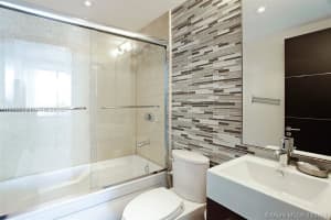 5875 Collins Ave APT 1905, Miami Beach, FL 33140, Sold 04/13/22