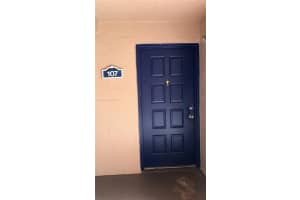 10421 SW 157th Pl, Miami, FL 33196, Sold 01/27/22