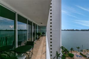 7601 E Treasure Dr, North Bay Village, FL 33141, Sold 01/28/22