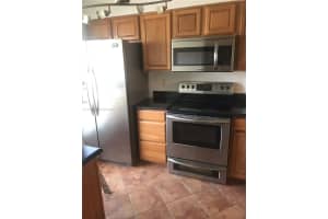 3062 S Oakland Forest Dr, Oakland Park, FL 33309, Sold 01/26/22