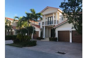 7976 SW 195th St, Cutler Bay, FL 33157, Sold 05/16/22