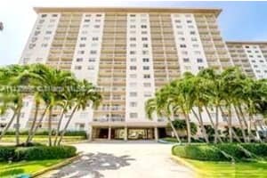 400 Kings Point Dr, Sunny Isles Beach, FL 33160, Sold 02/28/22