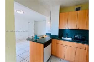 6445 Indian Creek Dr B16, Miami Beach, FL 33141, Sold 10/14/24