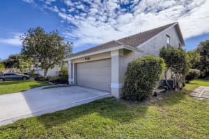 9936 Cross Pine Ct, Lake Worth, FL 33467, Sold 02/28/22