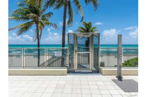 2501 S Ocean Dr, Hollywood, FL 33019, Sold 03/04/22