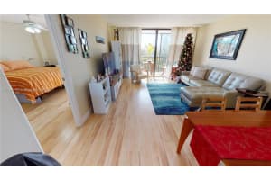 3475 N Country Club Dr, Miami, FL 33180, Sold 03/18/22