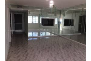 215 SE 3rd Ave #102d, Hallandale Beach, FL 33009, Sold 07/28/22