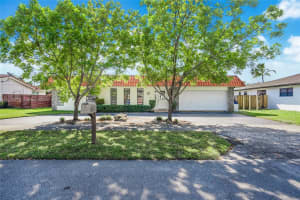 2030 NE 208th St, Miami, FL 33179, Sold 03/30/22