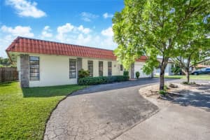 2030 NE 208th St, Miami, FL 33179, Sold 03/30/22