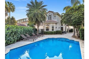 19484 39th Ave, Golden Beach, FL 33160, Sold 03/02/22