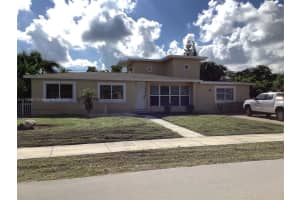212 Gregory Pl, West Palm Beach, FL 33405, Sold 12/27/22