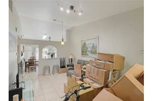 6922 NW 179th St, Hialeah, FL 33015, Sold 01/18/22