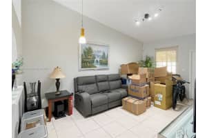 6922 NW 179th St, Hialeah, FL 33015, Sold 01/18/22