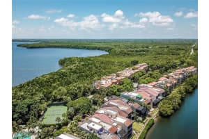 6147 Paradise Point Dr, Palmetto Bay, FL 33157, Sold 03/03/22