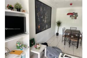 9440 Fontainebleau Blvd, Miami, FL 33172, Sold 02/09/22