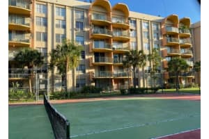 9350 Fontainebleau Blvd, Miami, FL 33172, Sold 02/08/22