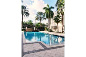 2421 NE 65th St, Fort Lauderdale, FL 33308, Sold 01/31/22