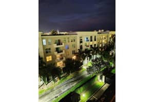 2421 NE 65th St, Fort Lauderdale, FL 33308, Sold 01/31/22