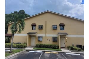 3095 N Oakland Forest Dr, Oakland Park, FL 33309, Sold 01/31/22