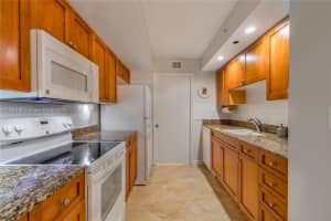 6917 Collins Ave, Miami, FL 33141, Sold 02/17/22