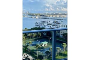 488 NE 18th St, Miami, FL 33132, Sold 07/26/22